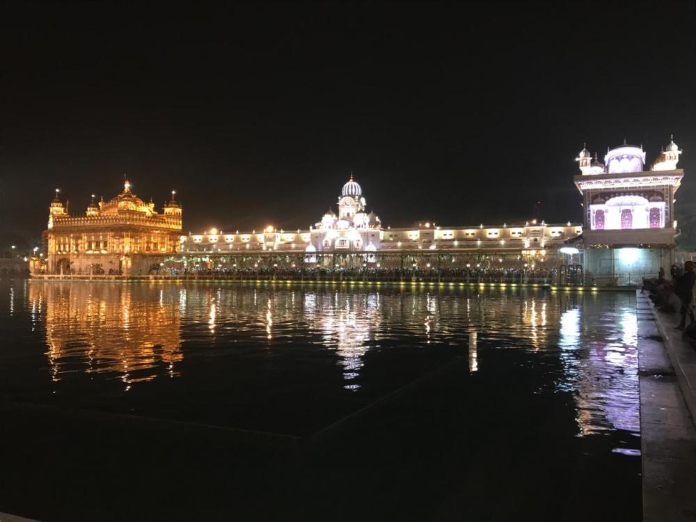 Golden Temple at night